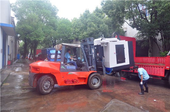 防汛期間，皖南電機(jī)轉(zhuǎn)移重要設(shè)備至安全地帶