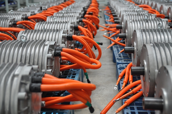 皖南電機(jī):YQC系列汽車驅(qū)動電機(jī) 皖南電機(jī):YQC系列汽車驅(qū)動電機(jī)