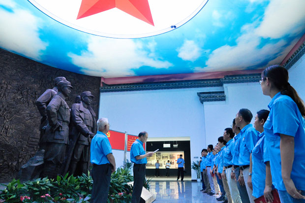 皖南電機(jī)開展了一次主題黨日活動(dòng) 皖南電機(jī)開展了一次主題黨日活動(dòng)